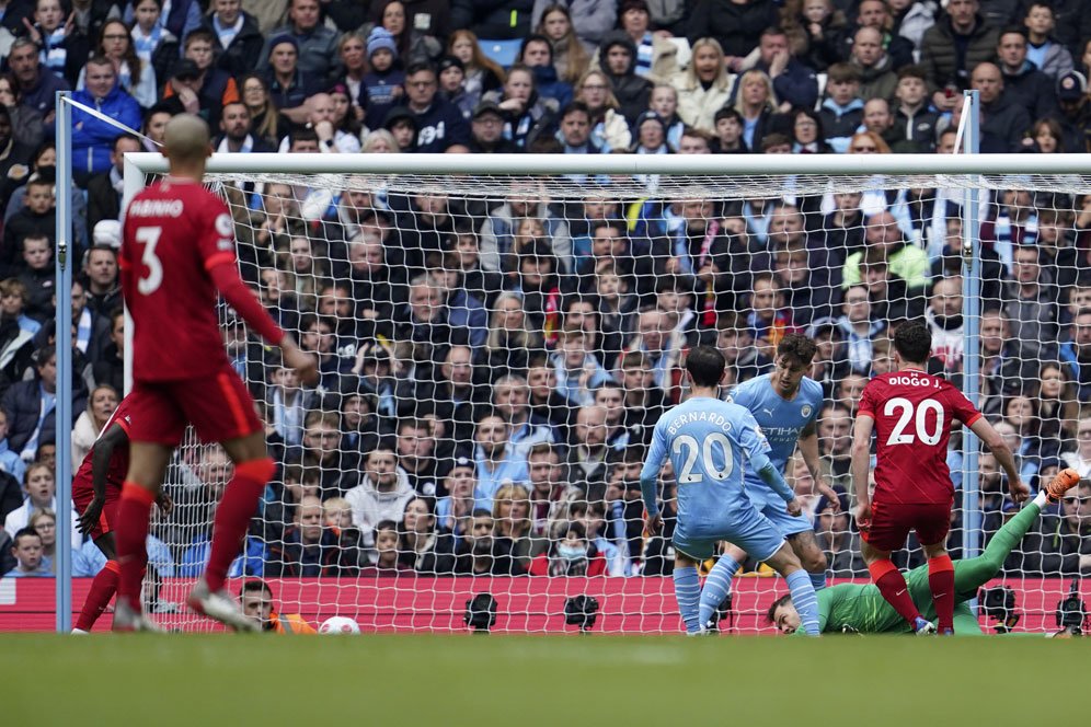 Kontroversi Laga Man City 2-2 Liverpool: Harusnya Fabinho dan Thiago Dapat Kartu Merah?