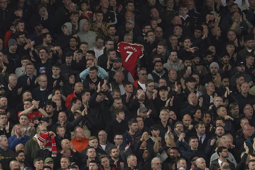 Keluarga Ronaldo Ucapkan Terima Kasih Pada Fans Liverpool: Kami tak Akan Pernah Lupa Keluarga Ronaldo Ucapkan Terima Kasih Pada Fans Liverpool: Kami tak Akan Pernah Lupa