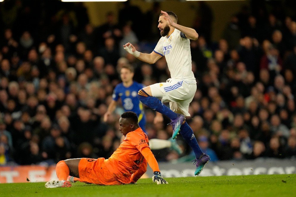 Berturut-turut Cetak Hat-trick di Liga Champions, Karim Benzema: Malam Ajaib!