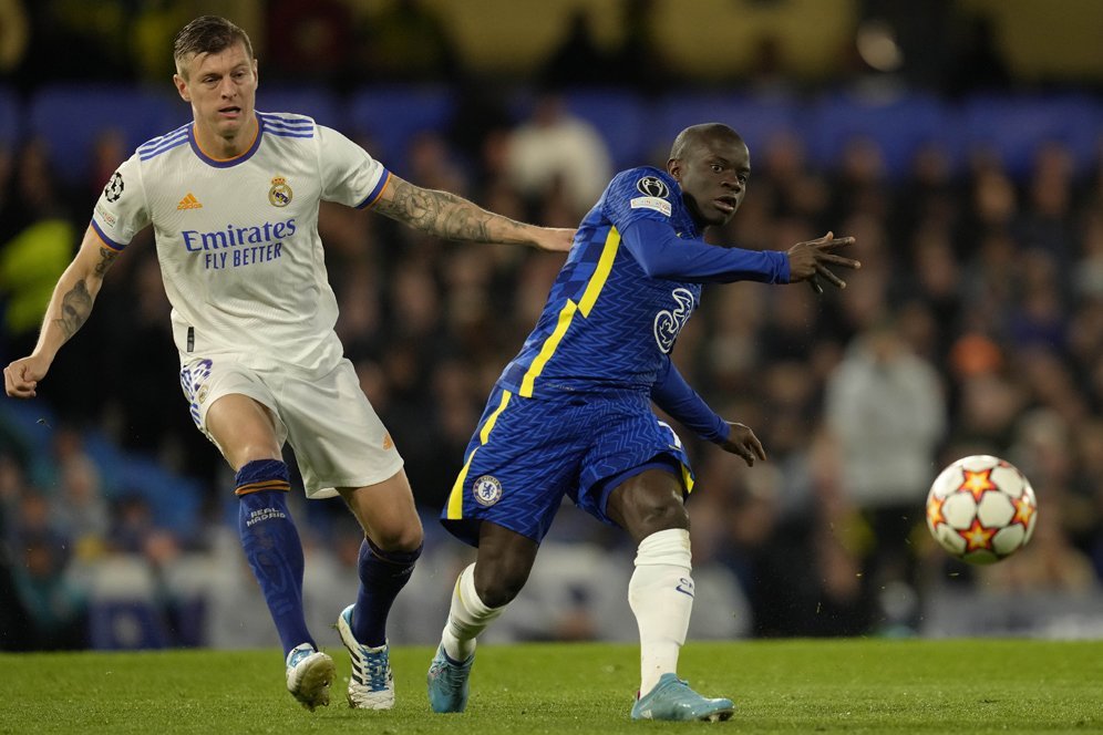 Perkuat Lini Tengah, Manchester United Inginkan Kante di Old Trafford