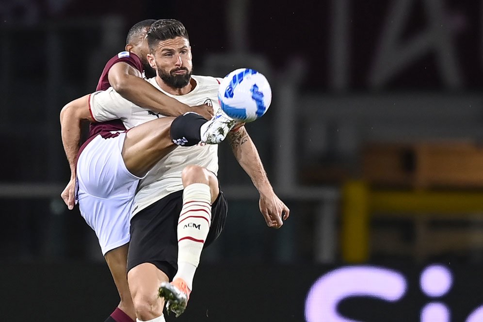 Milan Ditahan Torino, Fans: Kayaknya Gak Bakal Scudetto, Medioker, Waktunya Depresi Mingguan