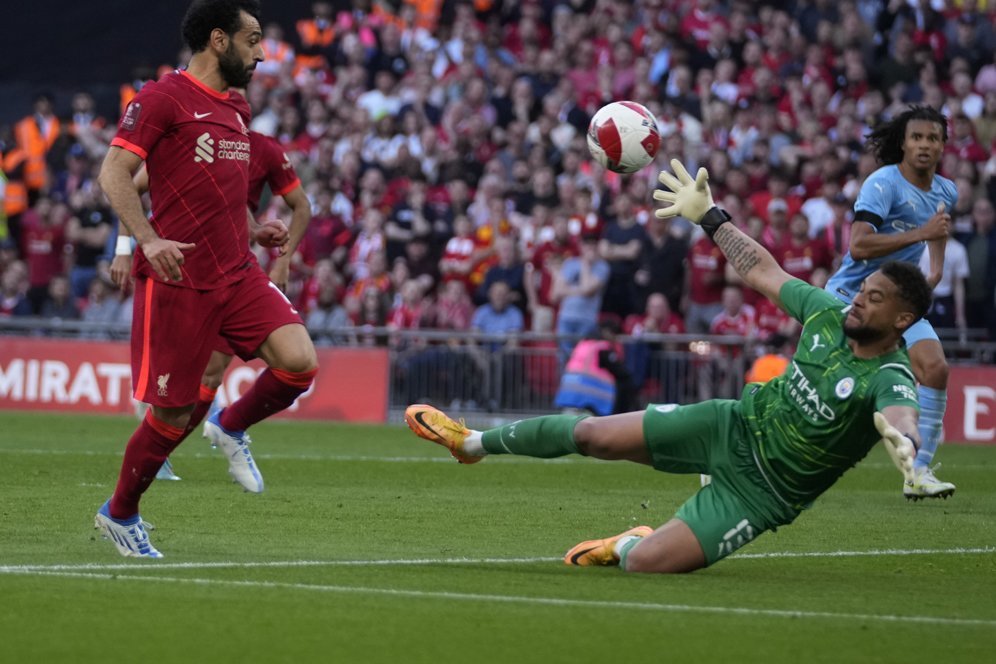 Pep Guardiola Soal Blunder Zack Steffen: Itu Kecelakaan, Dia Kuat! Pep Guardiola Soal Blunder Zack Steffen: Itu Kecelakaan, Dia Kuat!