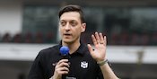 Mesut Ozil Segera Pensiun dalam Waktu Dekat Mesut Ozil Segera Pensiun dalam Waktu Dekat