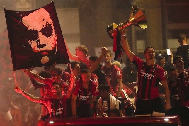AC Milan merayakan gelar scudetto Serie A musim 2021/2022 (c) AP Photo
