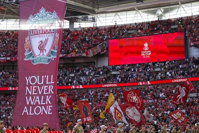 Fans Liverpool saat mendukung timnya bertanding (c) AP Photo