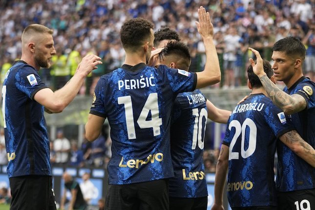 Skuat Inter Milan merayakan gol Joaquin Correa ke gawang Sampdoria, Minggu (22/5/2022) (c) AP Photo