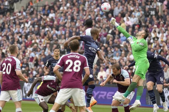 1. Lukasz Fabianski