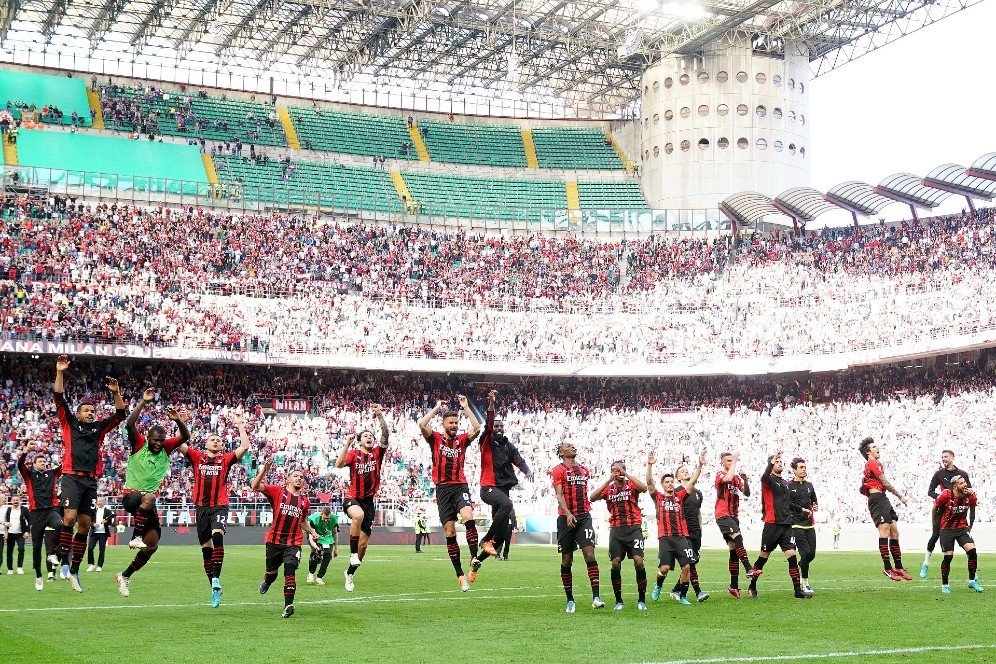 Rapor Pemain AC Milan Saat Kalahkan Fiorentina: Tak Ada yang Menonjol, Leao Penentu Kemenangan