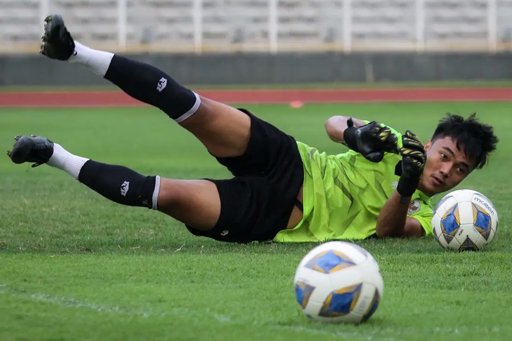 Puji Performa Ernando Ari di SEA Games 2021, Pelatih Kiper Persebaya: Membanggakan!