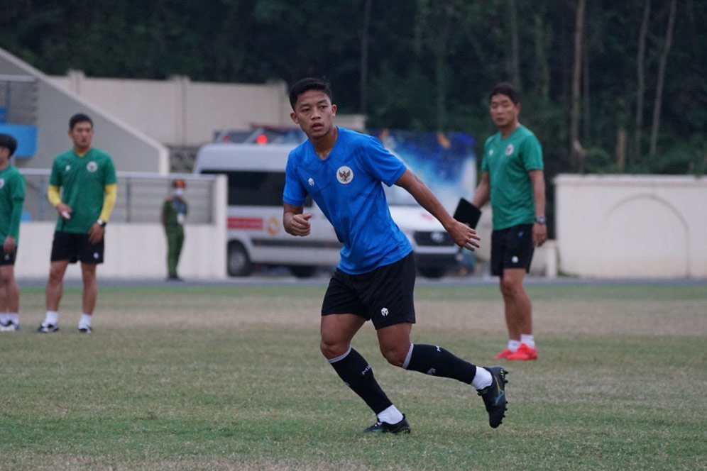 SEA Games 2021: Bos Persija Komentari Kritikan Terhadap Rio Fahmi di Timnas Indonesia U-23