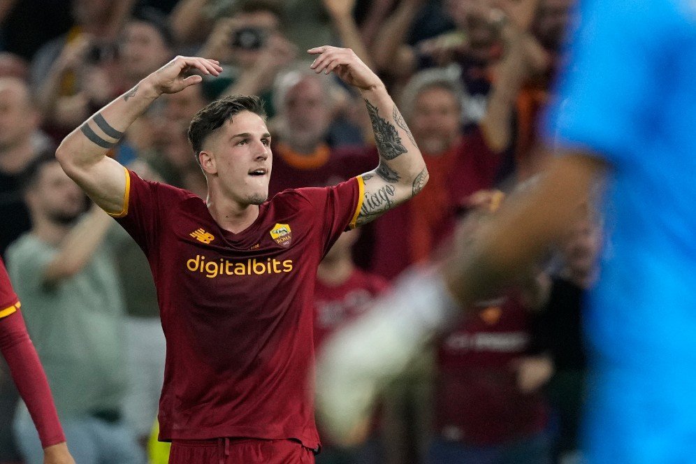 Duh, Roma Bakal Persulit Upaya AC Milan Angkut Zaniolo