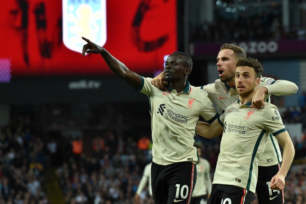 Hasil Pertandingan Aston Villa vs Liverpool: Skor 1-2