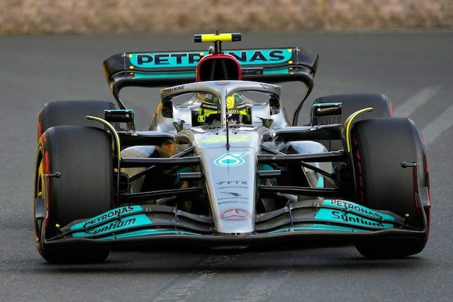 Pembalap Mercedes AMG Petronas, Lewis Hamilton (c) AP Photo