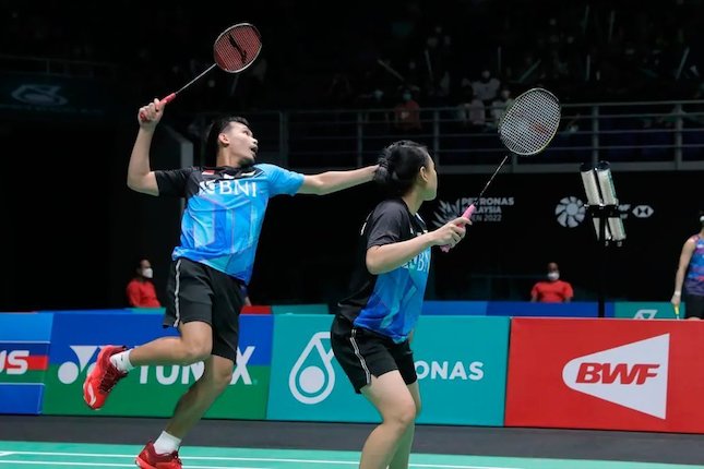 Rinov/Pitha Juga ke Semifinal