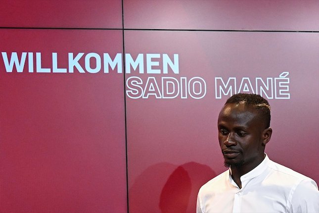 Sadio Mane ketika dikenalkan kepada publik setelah resmi bergabung dengan Bayern Munchen. (c) AP Photo