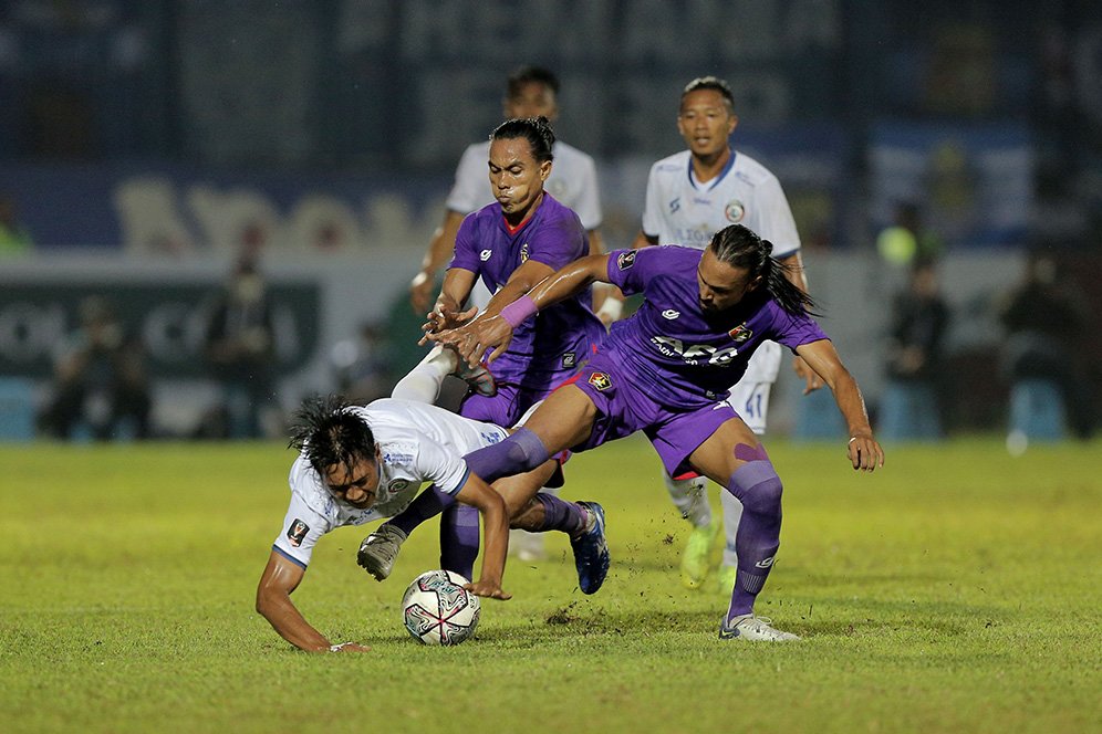 Persik Kediri Kehilangan Rohit Chand Kala Melawat ke Kandang Barito Putera