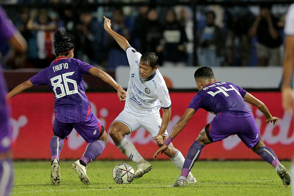 Gelombang Eksodus Pemain dari Arema FC: Adam Alis jadi Pemain ke-4 yang Hengkang