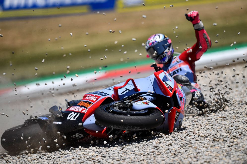 Gagal Finis di Catalunya, Enea Bastianini: Bukan Karena Kepikiran Kontrak Ducati