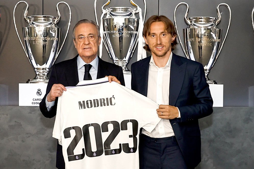 Modric Teken Kontrak Baru di Madrid, Suara Fans: Modric No End, Umumin Tchouameni!