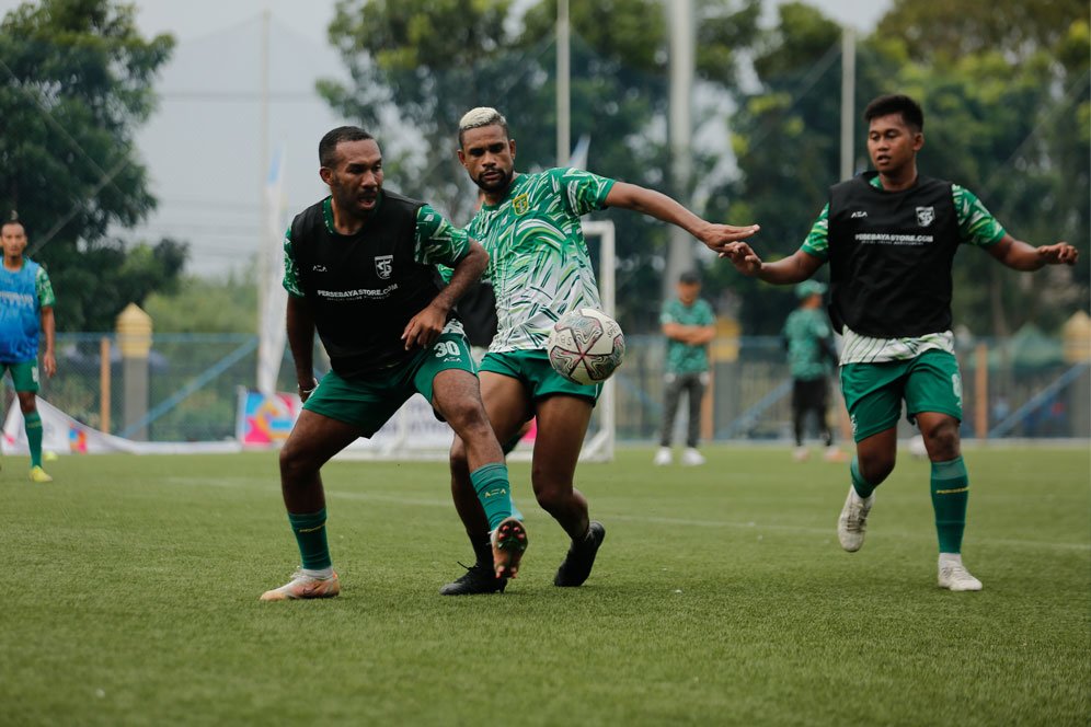 Sebastian Ongkowijaya dan George Brown Ungkap Kesannya Latihan dengan Persebaya