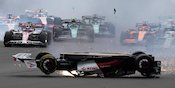 Video: Kecelakaan Hebat Zhou Guanyu di F1 Silverstone, Terbalik dan Tabrak Pagar Trek