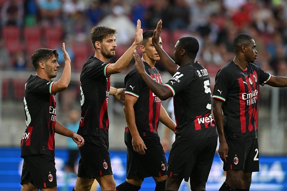 Charles De Ketelaere Belum Cukup, AC Milan Incar Satu Gelandang Lagi, Ini Dia Lima Daftar Buruannya Charles De Ketelaere Belum Cukup, AC Milan Incar Satu Gelandang Lagi, Ini Dia Lima Daftar Buruannya