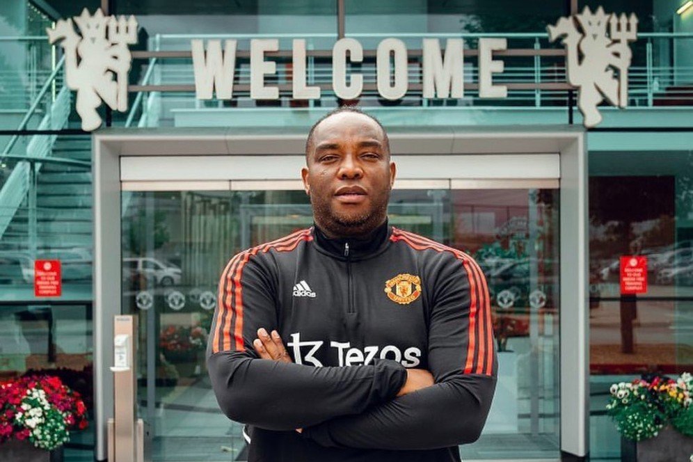 Manchester United Resmi Rekrut Pelatih Baru, Siapa Dia? Manchester United Resmi Rekrut Pelatih Baru, Siapa Dia?