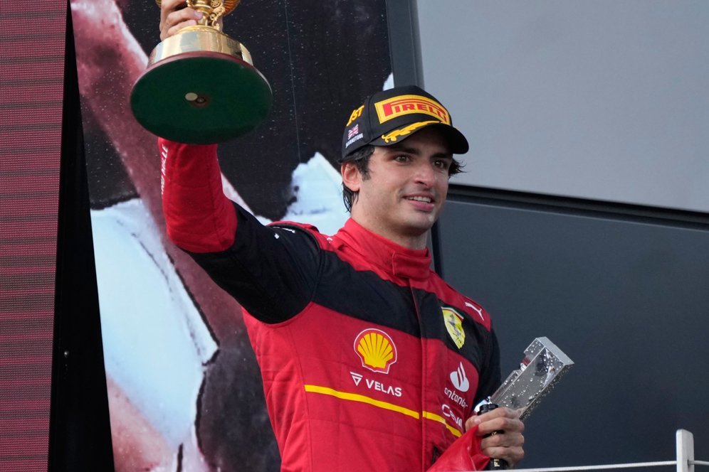 Penantian 7 Tahun, 151 Start: Carlos Sainz jr Sabet Kemenangan Perdana di Formula 1