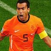 Mengenang Gol Indah Giovanni van Bronckhorst ke Gawang Uruguay di Piala Dunia 2010