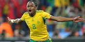 Piala Dunia 2010: Mengenang Gol Ikonik Siphiwe Tshabalala Piala Dunia 2010: Mengenang Gol Ikonik Siphiwe Tshabalala