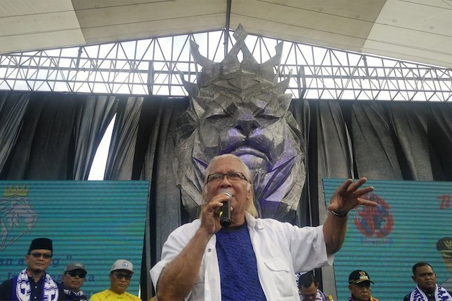 Tokoh supporter Arema, Ovan Tobing (c) Bola.net/Dendy Gandakusumah