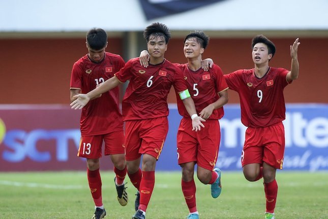 Timnas Vietnam U-16 merayakan gol Nguyen Cong Phuong ke gawang Thailand, Rabu (10/8/2022) (c) Bola.net/Bagaskara Lazuardi