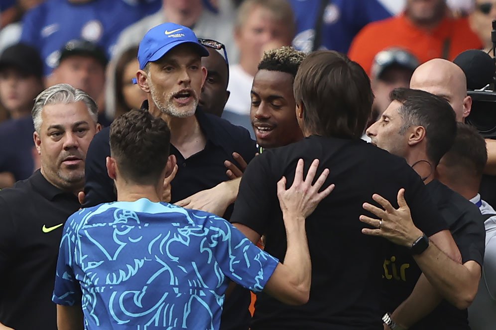 Dikartu Merah di Laga Chelsea vs Tottenham Gara-gara Ribut dengan Tuchel, Conte: Yaudah Terima Aja