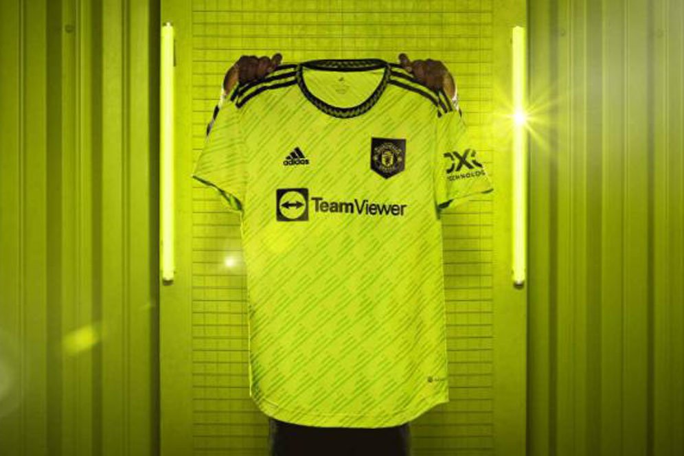 Unik! Hijau Menyala Jadi Pilihan Warna Jersey Ketiga Manchester United 2022/2023 Unik! Hijau Menyala Jadi Pilihan Warna Jersey Ketiga Manchester United 2022/2023
