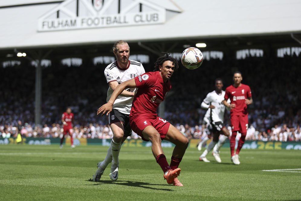 Cara Bertahan Trent Alexander-Arlond Dicap Sekelas Pemain Championship