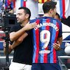 Cetak Brace, Robert Lewandowski Dapat Pujian dari Xavi