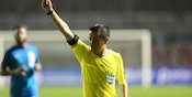 Warganet Salfok Wasit Laga Timnas Indonesia vs Curacao: Kok Mirip Presiden Jokowi Ya?