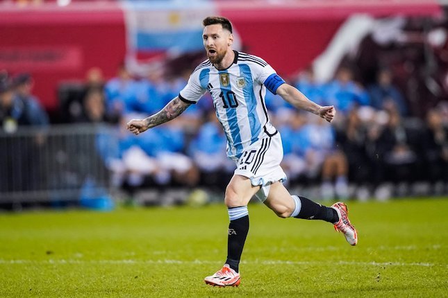 2. Lionel Messi