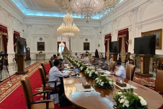 Rapat Terbatas (Ratas) terkait Piala Dunia U-20 2023 antara Presiden Jokowi, PSSI, dan Menpora (c) PSSI