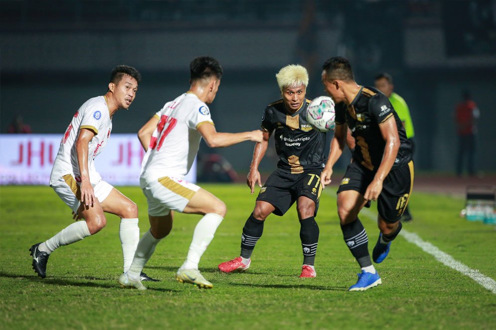 Hasil BRI Liga 1: Ditahan Imbang Dewa United, PSM Gagal Kudeta Posisi Puncak Klasemen Hasil BRI Liga 1: Ditahan Imbang Dewa United, PSM Gagal Kudeta Posisi Puncak Klasemen