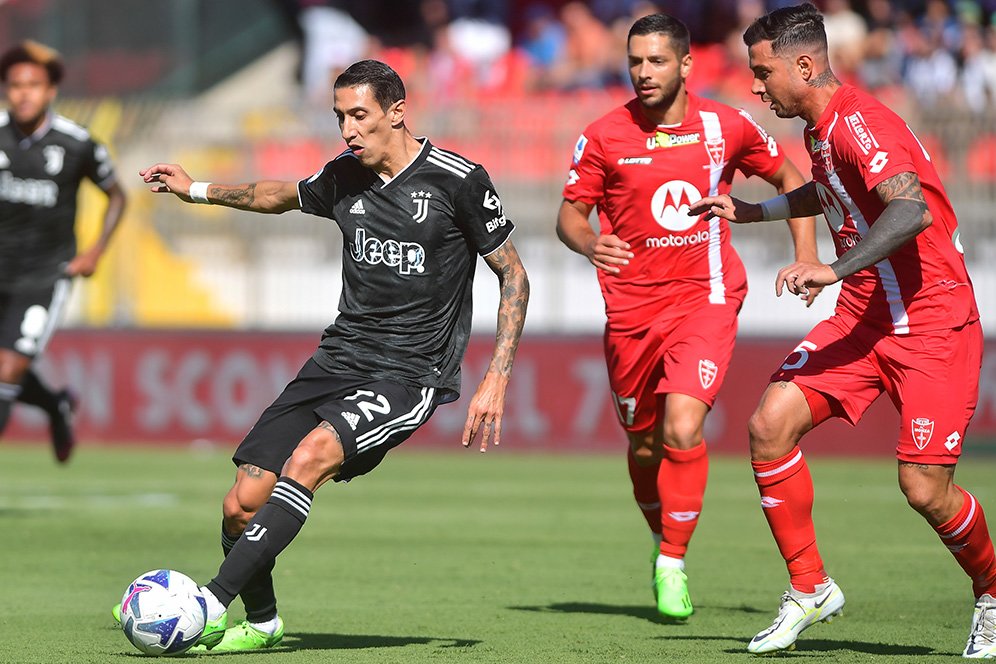 Kartu Merah Rugikan Tim, Apa Sih yang Dipikirkan Angel Di Maria?