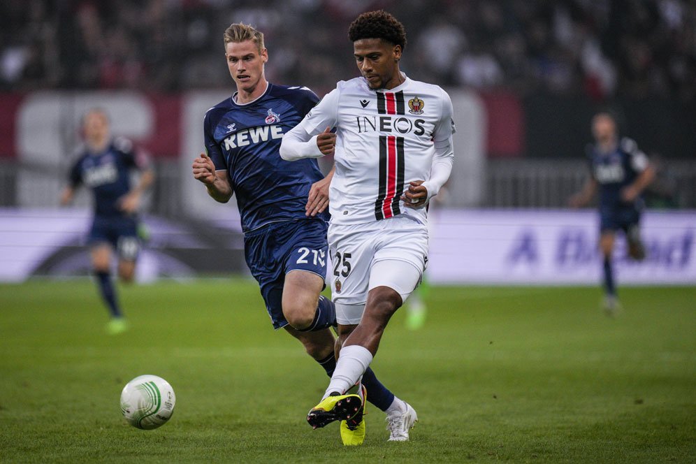 Manchester United Coba Datangkan Jean-Clair Todibo di Deadline Day?