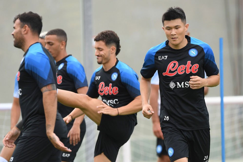 Cegah ke Manchester United, Napoli Buru-buru Beri Kim Min-Jae Kontrak Baru Cegah ke Manchester United, Napoli Buru-buru Beri Kim Min-Jae Kontrak Baru