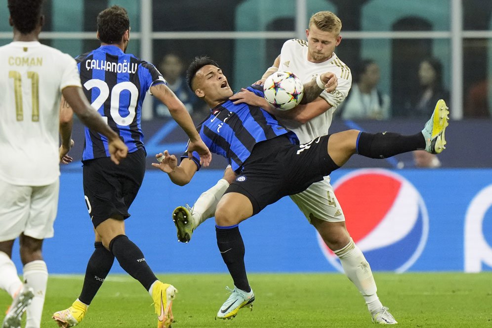 Taklukkan Inter, De Ligt Senang Meski Permainan Bayern tak Sempurna Taklukkan Inter, De Ligt Senang Meski Permainan Bayern tak Sempurna