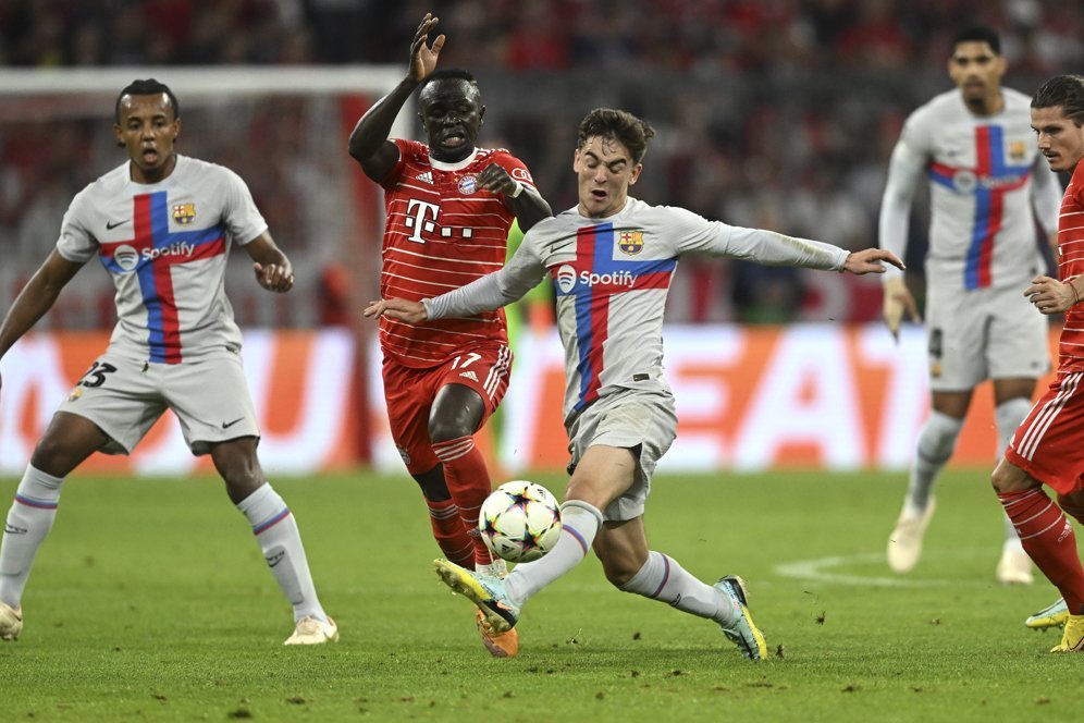 Terbaik dan Terburuk Bayern Munchen 2-0 Barcelona: Lewandowski Tenggelam, Sadio Mane Hilang!