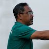 Aji Santoso Apresiasi Riswan Lauhim Meski Cetak Gol Bunuh Diri