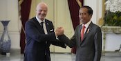 Momen Jokowi Sambut Presiden FIFA di Istana Merdeka