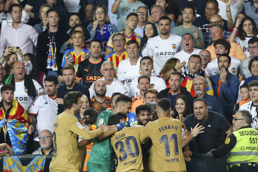 Barcelona di La Liga: 12 Pertandingan, 10 Clean Sheet, Baru Kebobolan 4 Barcelona di La Liga: 12 Pertandingan, 10 Clean Sheet, Baru Kebobolan 4