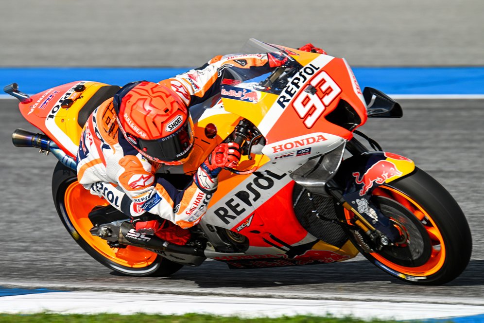 Hasil MotoGP Thailand: Miguel Oliveira The Rain Master!