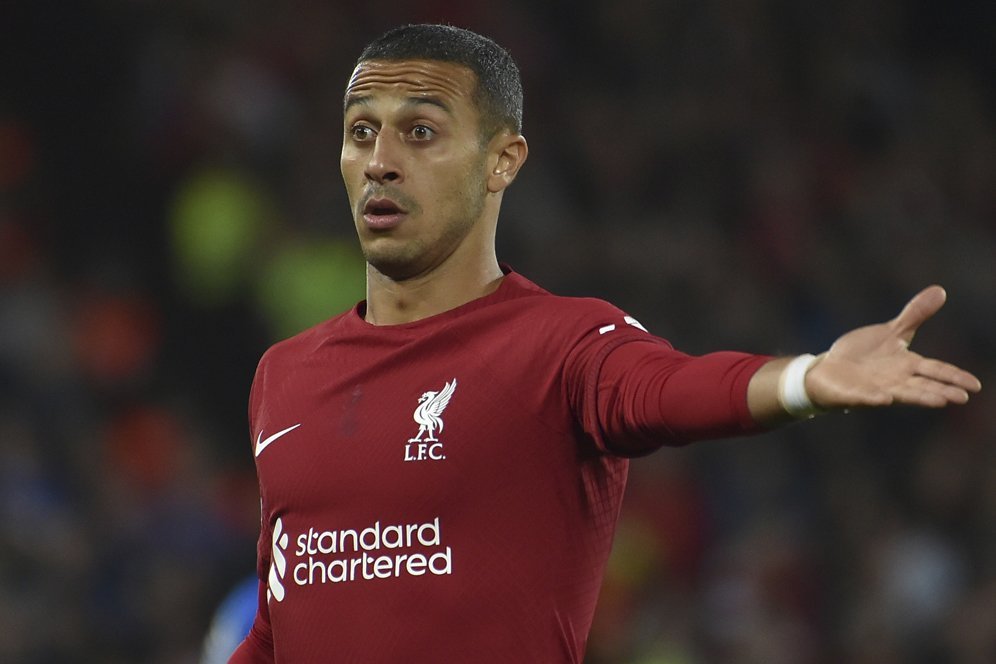 Cabut dari Liverpool, Thiago Alcantara Lanjutkan Karir di Italia?